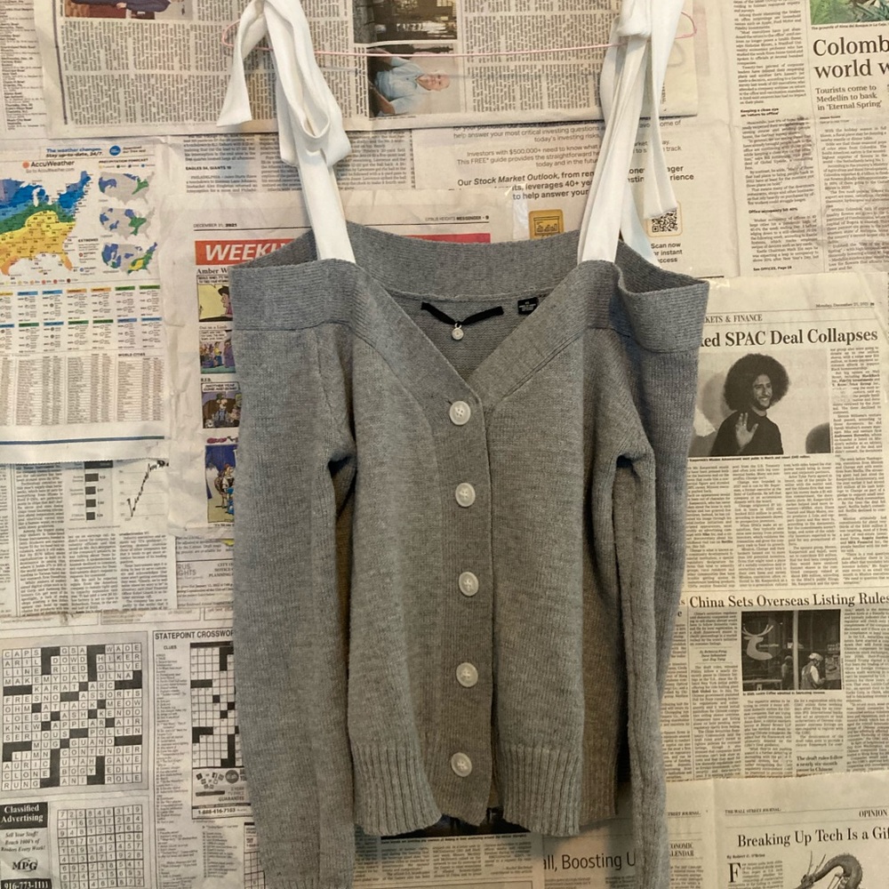 Bow strap sweater